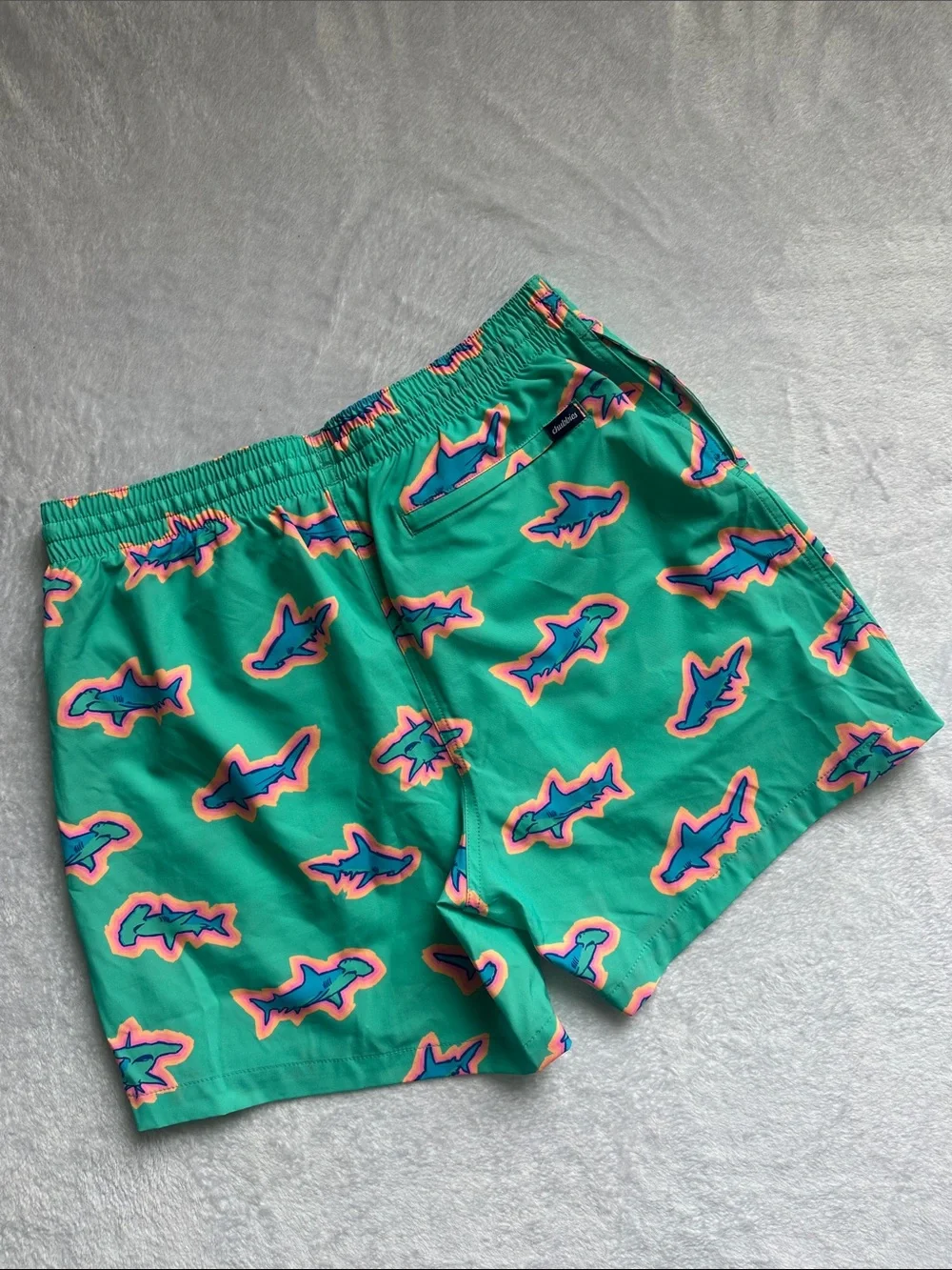 Chubbies Men L Teal Shark Print Swim Trunks Quick Dry Lightweight Quirky Shorts